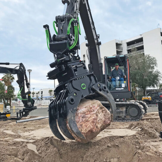 CONEXPO_2020_FingerGrapple-scaled.jpg