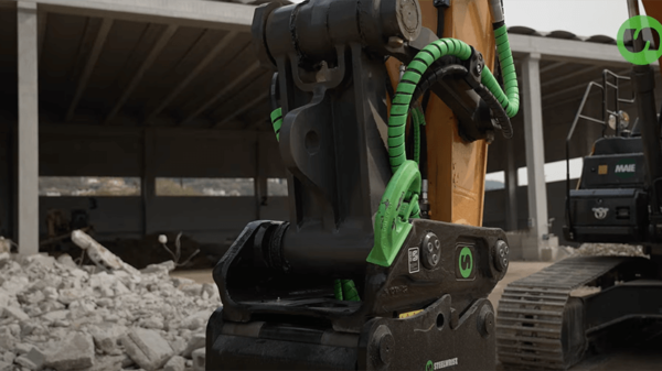 Steelwrist-SQ70-demolition-Case-CX300E.png