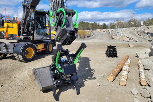 Steelwrist_X14_Gripper_900x600.jpg