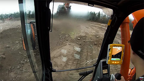 Steelwrist_X26_Doosan_DX225LC_tiltrotator_1.jpg